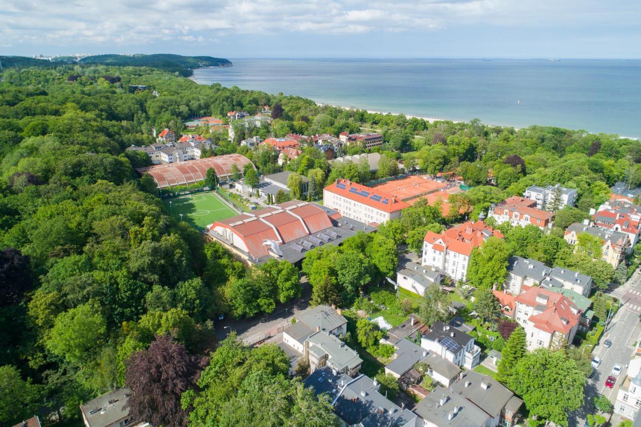 Royal Apartments - Winieckiego Sopot Buitenkant foto